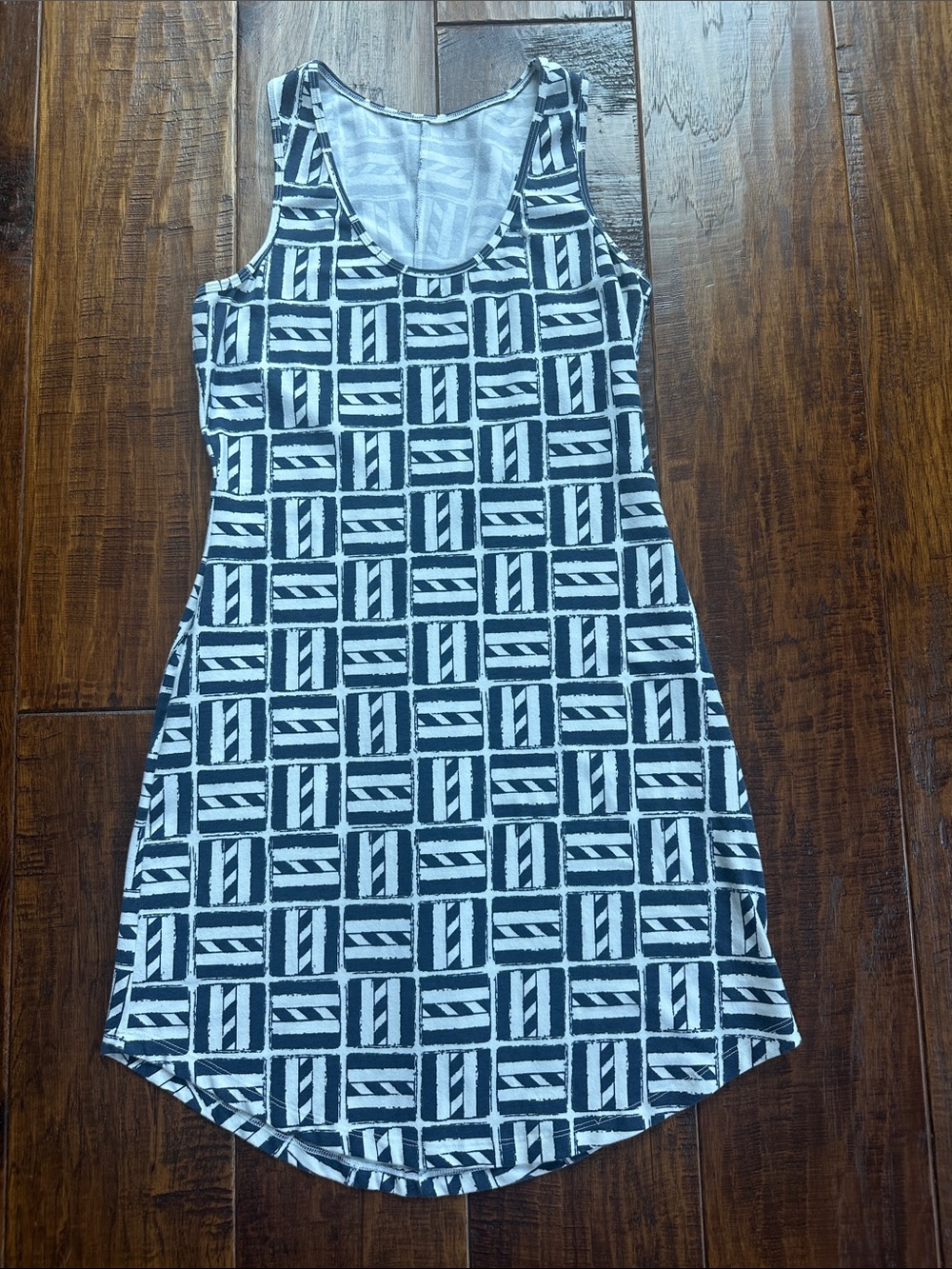 MAHI GOLD Seaview Shift Dress in Cape Cod in Navy